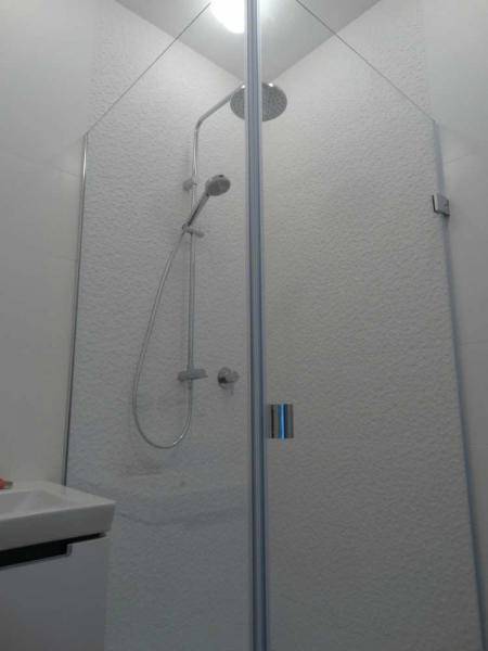 przeszklone-kabiny-prysznicowe-34